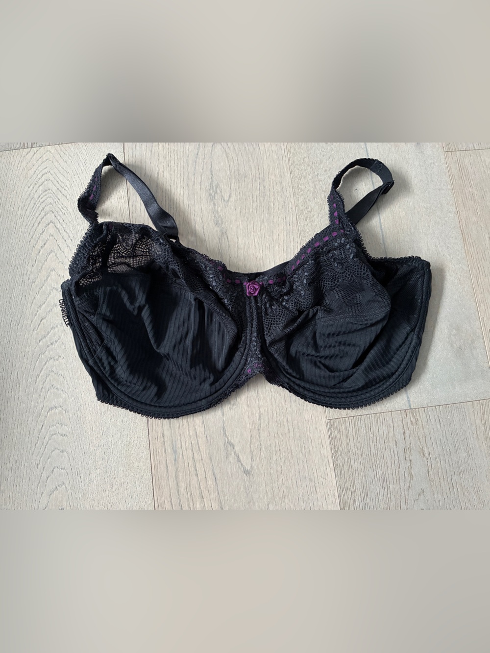 Chantelle - Classic Black Underwire Bra - Women Intimates - 38 H